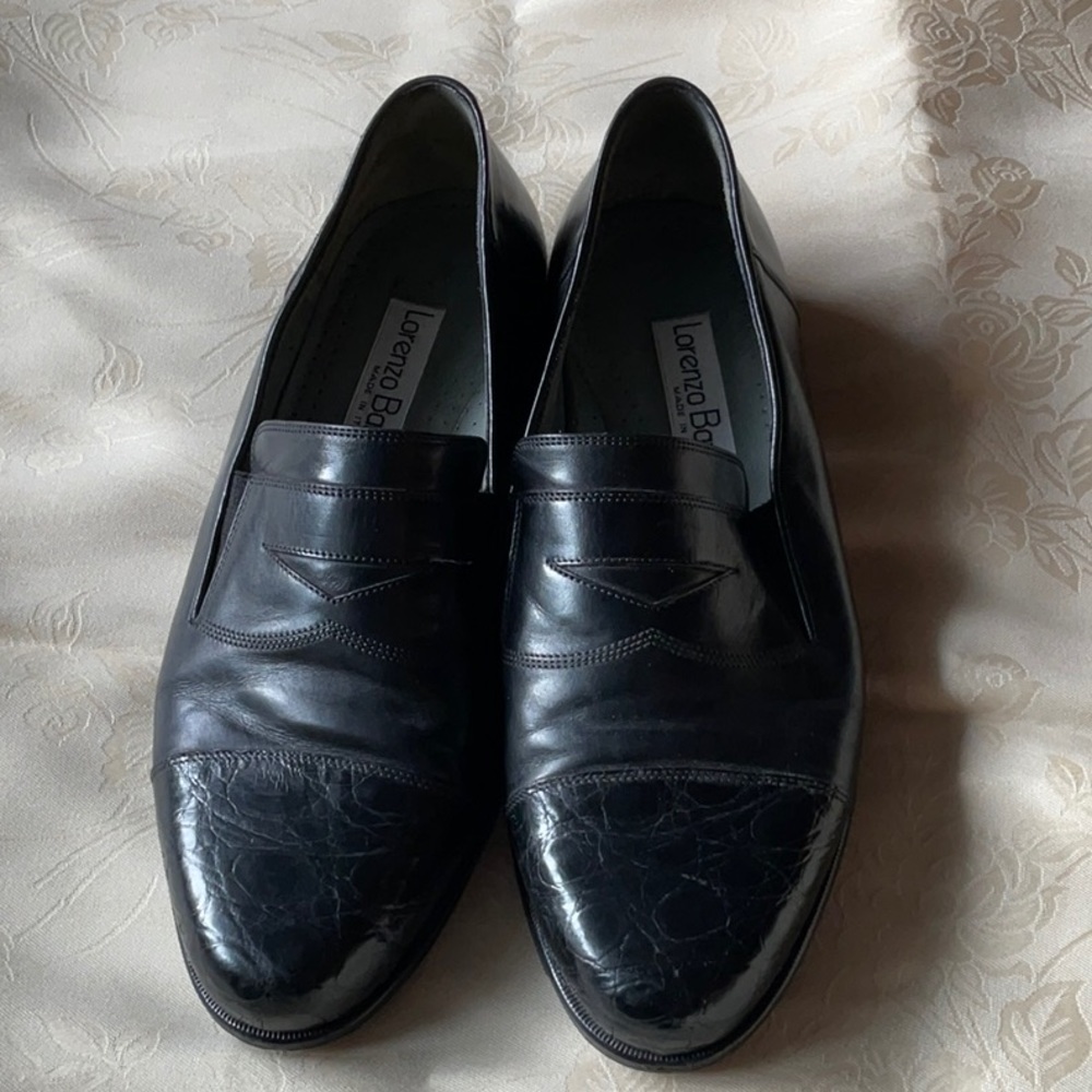 🖤Vintage🖤Lorenzo Banfi Black Loafers . Size 7M . Fits 9W